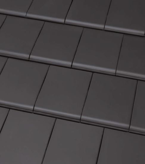 Picture of Röben Bergamo flat modern roof tile anthracite